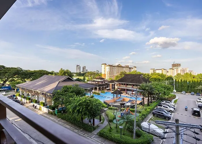 Apartment Chellewood Terrace 2br Suite, Balcony & Pool View